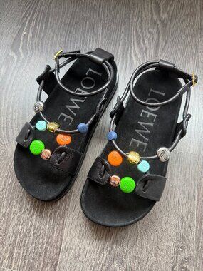 Loewe NWOT pebble fussbett leather sandals - black 38